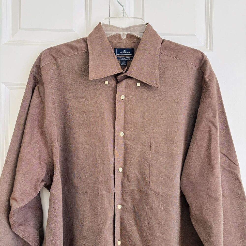 Dockers Men's Button Down Shirt Wrinkle Free Size XL Brown Cotton/Polyester - Picture 6 of 6